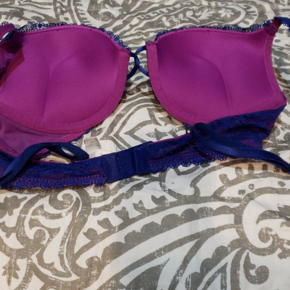 Bra - Picture 2 of 2